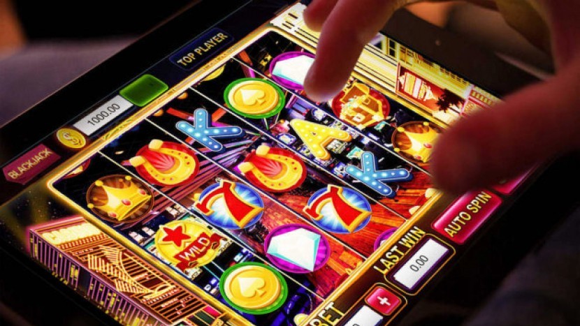 играть онлайн в игровой автомат покер