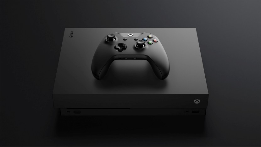 Три комплекта Xbox One X можно купить со скидкой