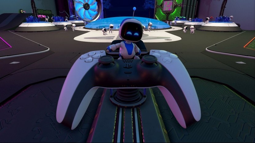 PlayStation 5 ігри на старті: Astro's Playroom