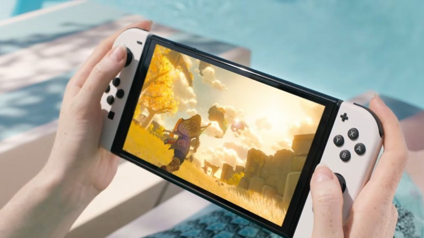 Nintendo Switch OLED: цена, характеристики, отличия от Switch Lite