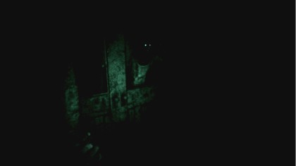 Outlast скриншоты